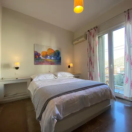 Zoe Aparthotel