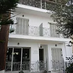 Zoe Апарт-отель 4*