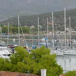 Zoe Aparthotel