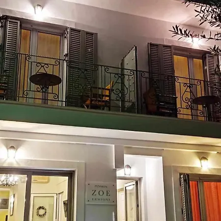 佐伊酒店 公寓式酒店 埃尔米奥尼