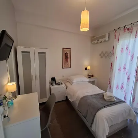 πανσιόν ζωή Ξενοδοχείο με διαμερίσματα Ερμιόνη