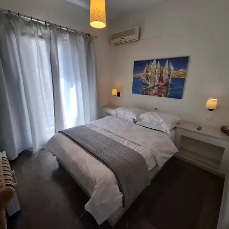 佐伊酒店 埃尔米奥尼