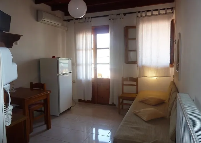 Apart-hotel Zoe Ermioni